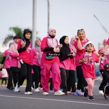 Runner Photo 8818891