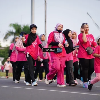 Runner Photo 8818896