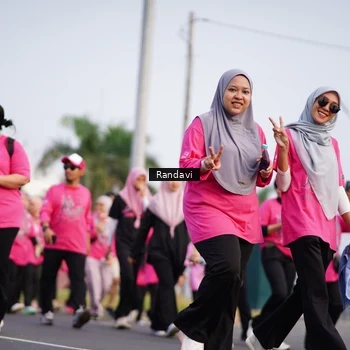 Runner Photo 8818910