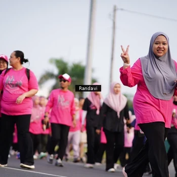 Runner Photo 8818912