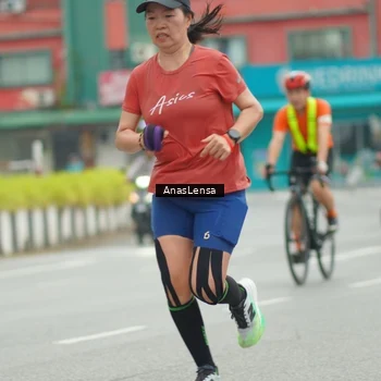 Runner Photo 8818949