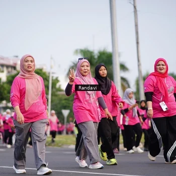 Runner Photo 8818963