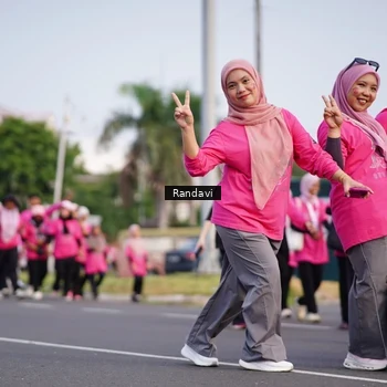 Runner Photo 8818972