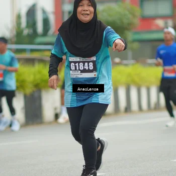 Runner Photo 8818990