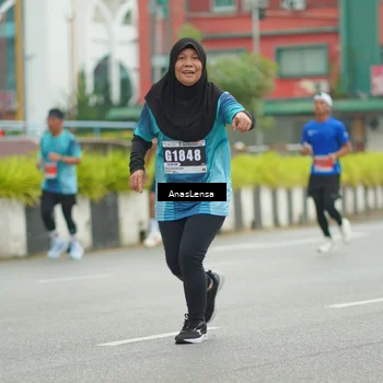 Runner Photo 8818995
