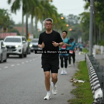 Runner Photo 8819011