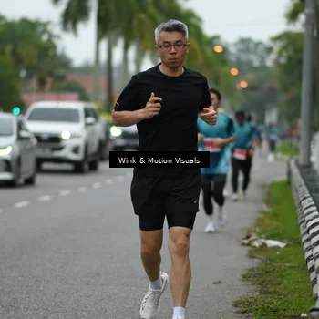 Runner Photo 8819027