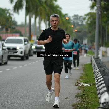 Runner Photo 8819032
