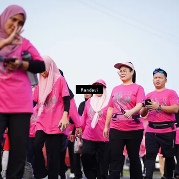 Runner Photo 8819033