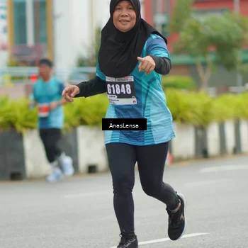 Runner Photo 8819038
