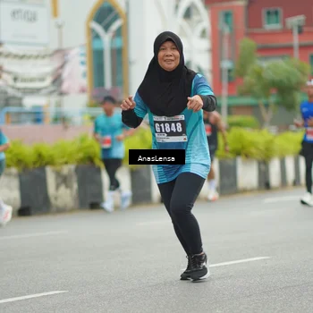 Runner Photo 8819043