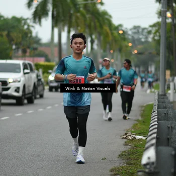 Runner Photo 8819082