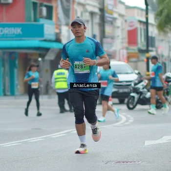 Runner Photo 8819097