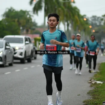 Runner Photo 8819139