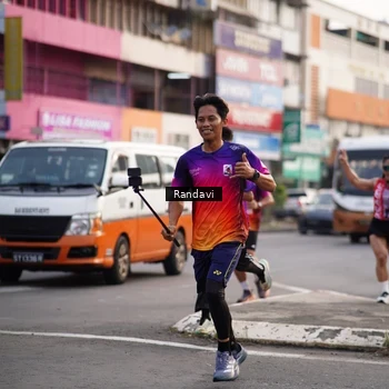 Runner Photo 8819176