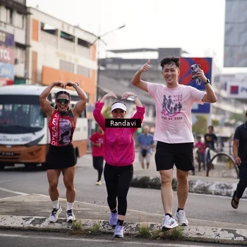 Runner Photo 8819184