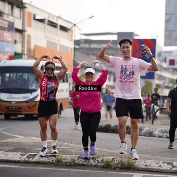 Runner Photo 8819190