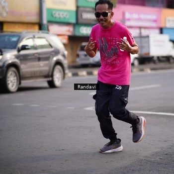 Runner Photo 8819211