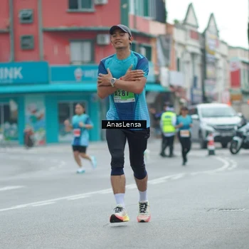 Runner Photo 8819214
