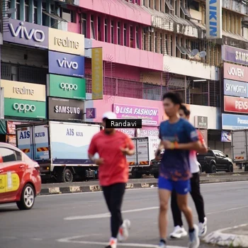 Runner Photo 8819231