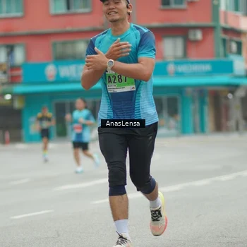 Runner Photo 8819259