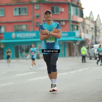Runner Photo 8819263