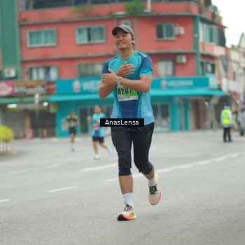Runner Photo 8819268