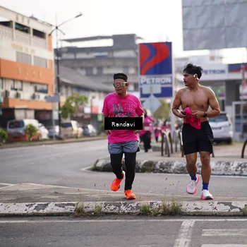 Runner Photo 8819305