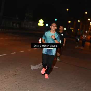 Runner Photo 8819309