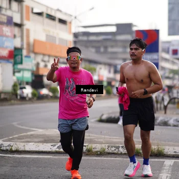 Runner Photo 8819310