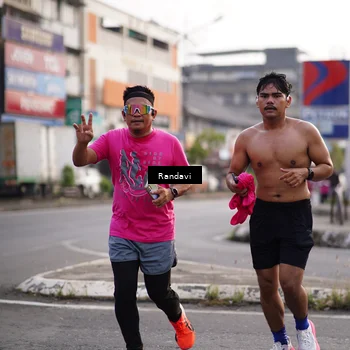 Runner Photo 8819315
