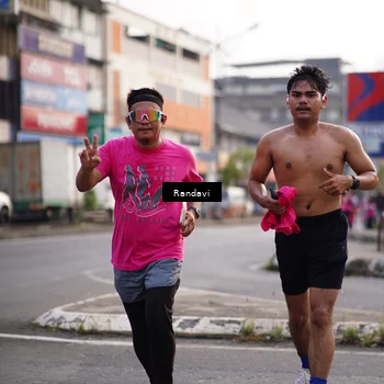 Runner Photo 8819316