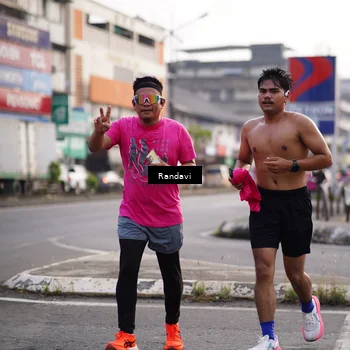 Runner Photo 8819324