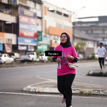 Runner Photo 8819335