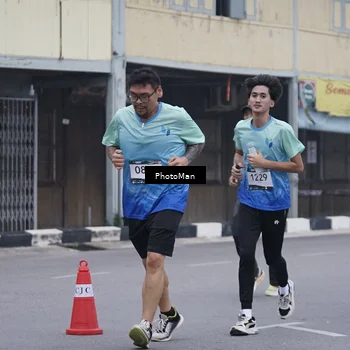 Runner Photo 8819352