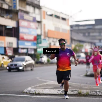 Runner Photo 8819405