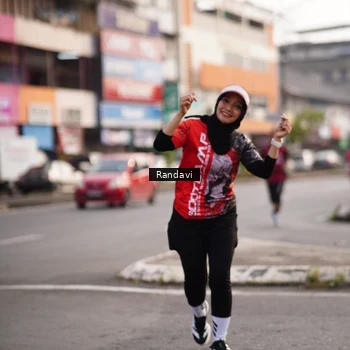 Runner Photo 8819429