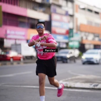 Runner Photo 8819452