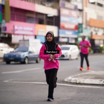 Runner Photo 8819456