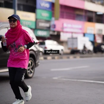 Runner Photo 8819483