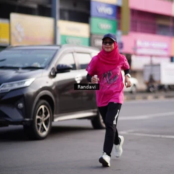 Runner Photo 8819485