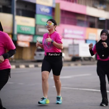 Runner Photo 8819510