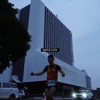Runner Photo 8819511