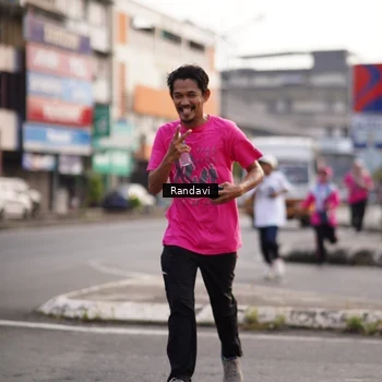Runner Photo 8819567