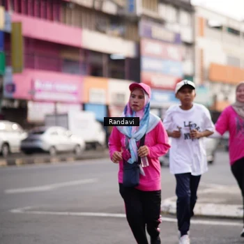 Runner Photo 8819574