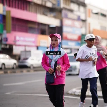 Runner Photo 8819575