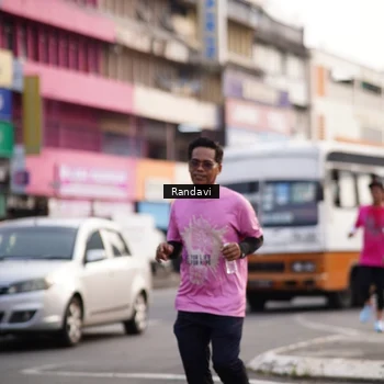 Runner Photo 8819596