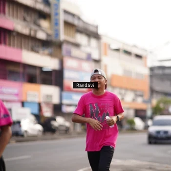 Runner Photo 8819622