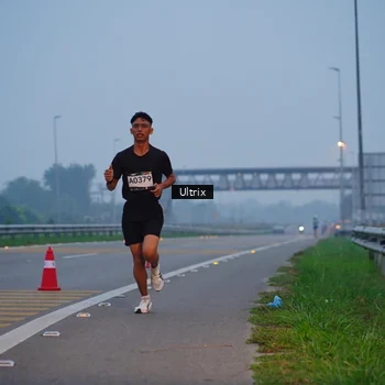 Runner Photo 8819634
