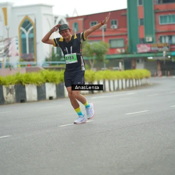Runner Photo 8819637